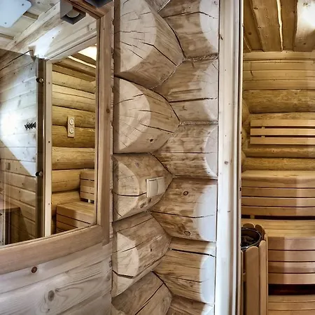 Szymkowka シャレー *